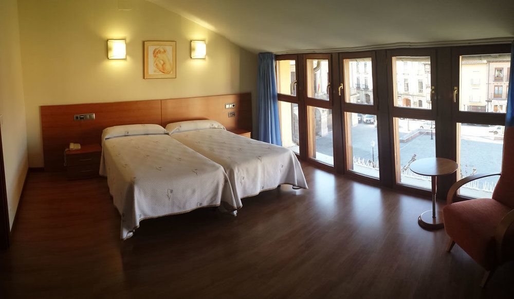 Hotel Zaravencia By Bossh Hotels Toro Exteriör bild