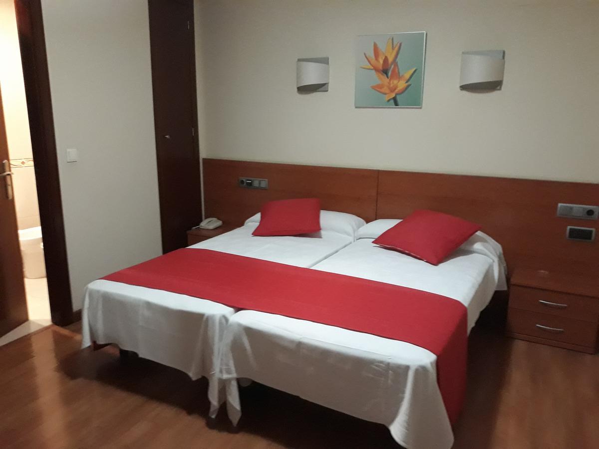 Hotel Zaravencia By Bossh Hotels Toro Exteriör bild