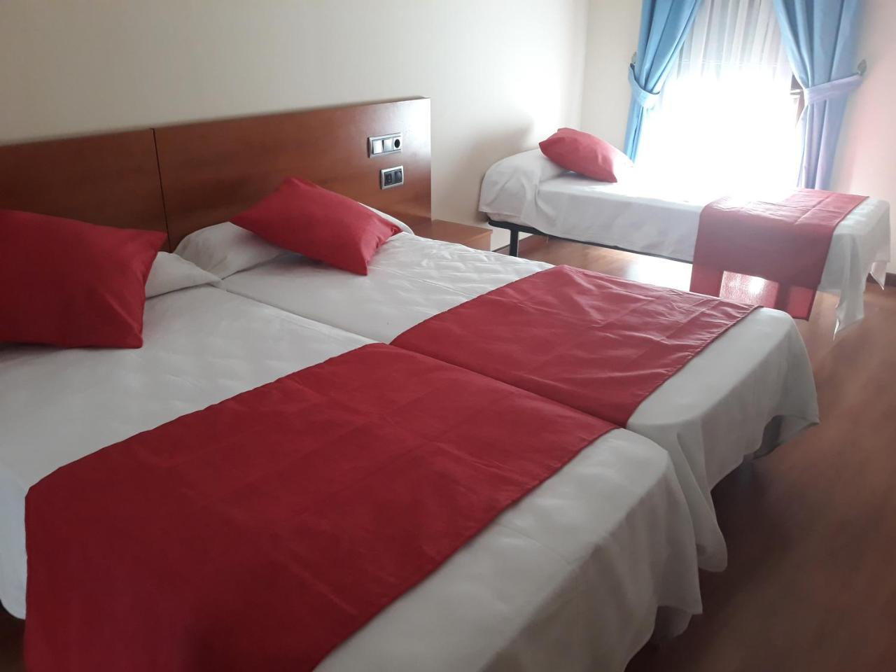 Hotel Zaravencia By Bossh Hotels Toro Exteriör bild