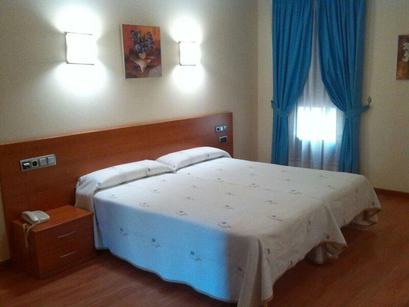 Hotel Zaravencia By Bossh Hotels Toro Exteriör bild